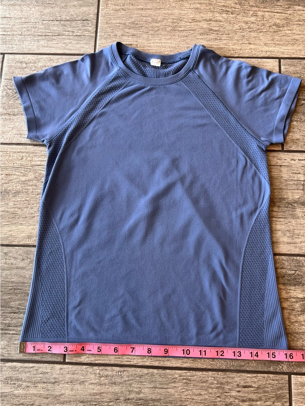 Athleta Women's Momentum Seamless Tee Medium Blue - Picture 3 of 5